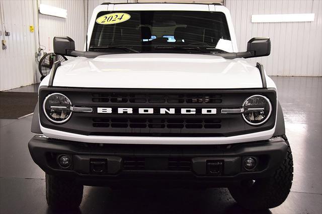 new 2024 Ford Bronco car, priced at $45,592