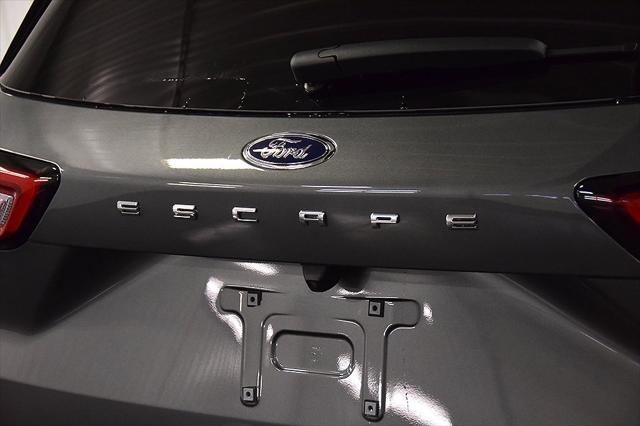 new 2025 Ford Escape car, priced at $44,199