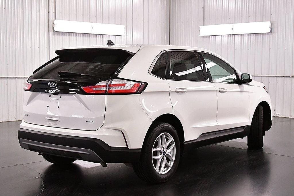 used 2022 Ford Edge car, priced at $25,000