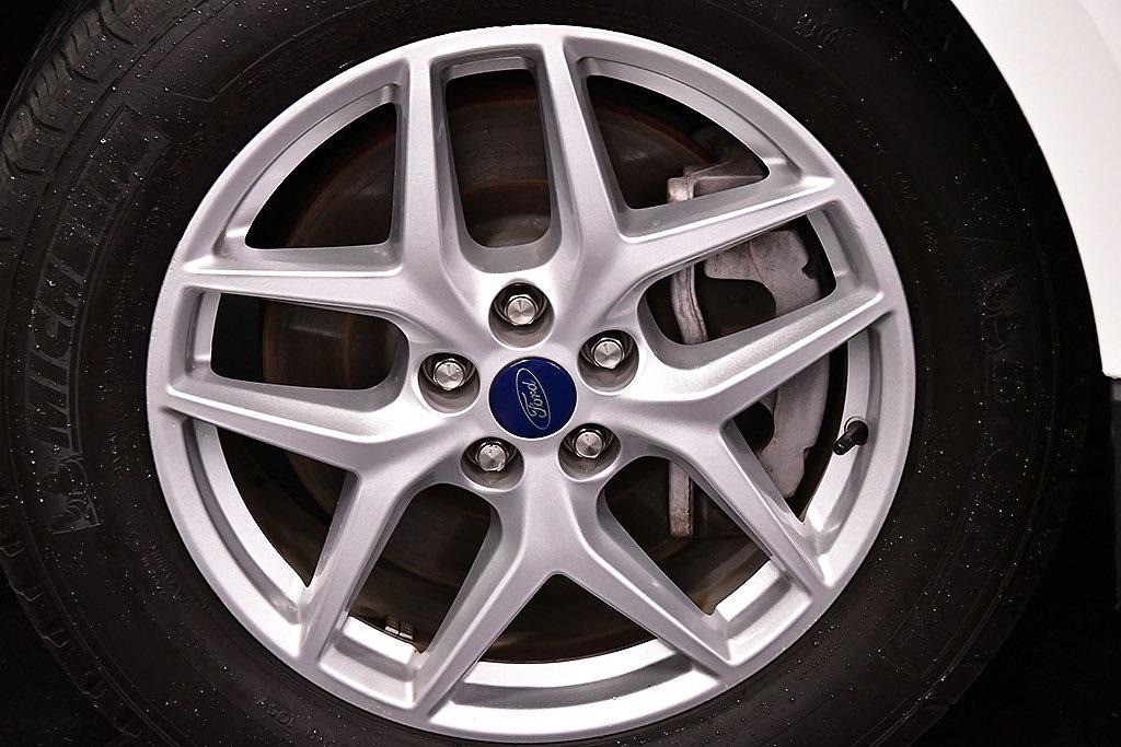 used 2022 Ford Edge car, priced at $25,000