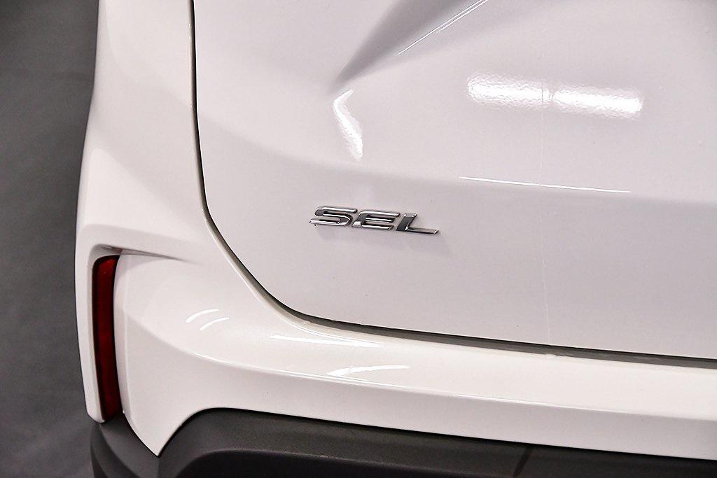 used 2022 Ford Edge car, priced at $25,000