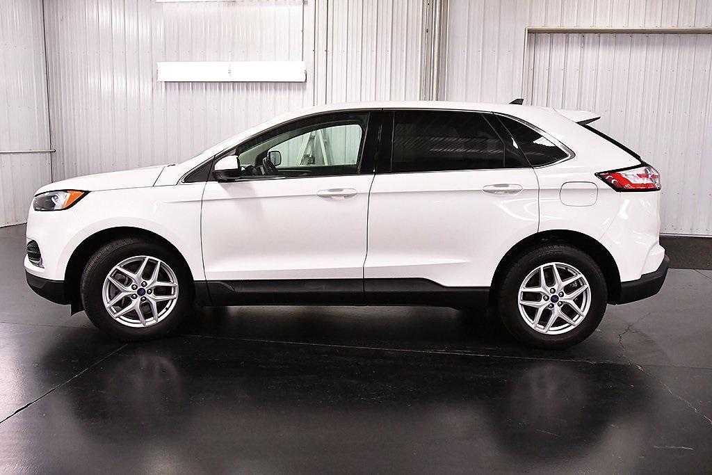 used 2022 Ford Edge car, priced at $25,000