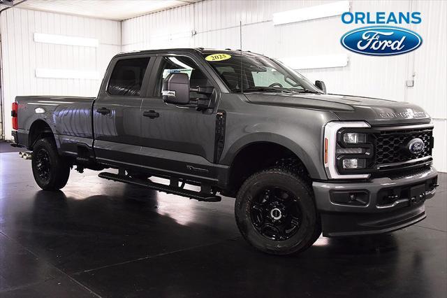 new 2025 Ford F-350 car, priced at $72,550