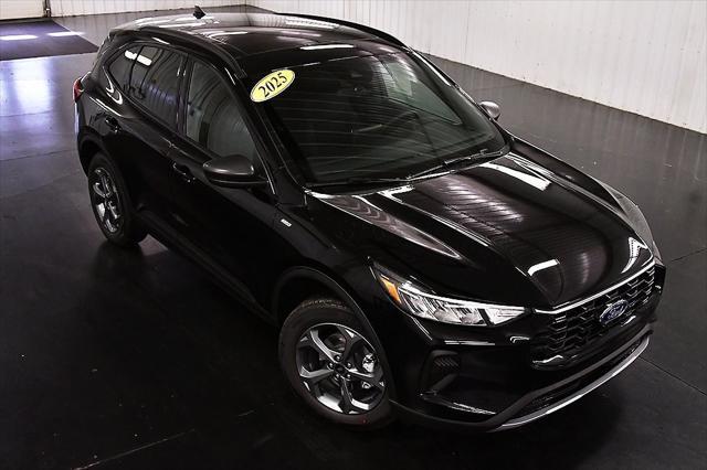 new 2025 Ford Escape car, priced at $34,970