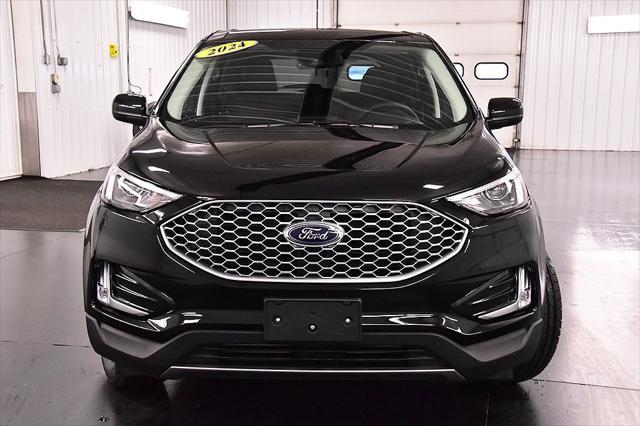 new 2024 Ford Edge car, priced at $35,668