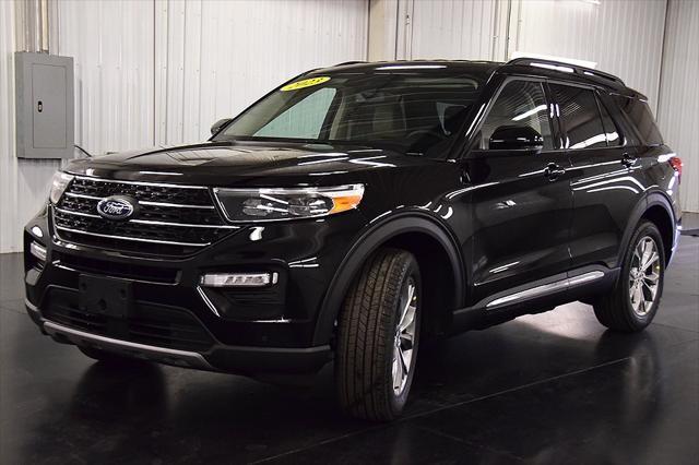 new 2023 Ford Explorer car, priced at $39,995