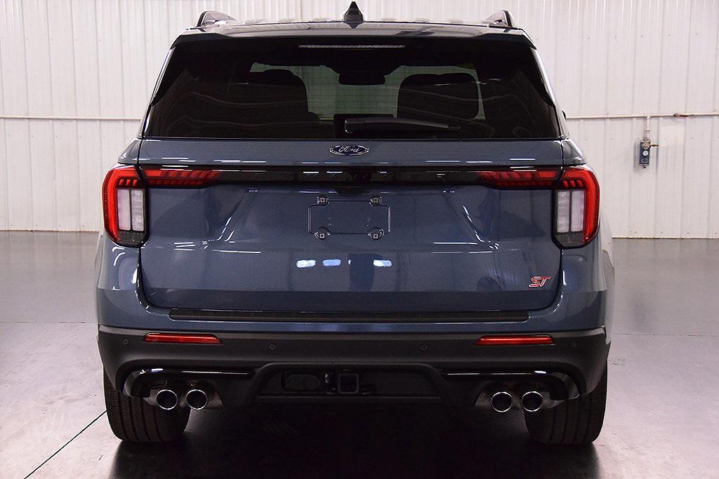 new 2025 Ford Explorer car, priced at $59,705