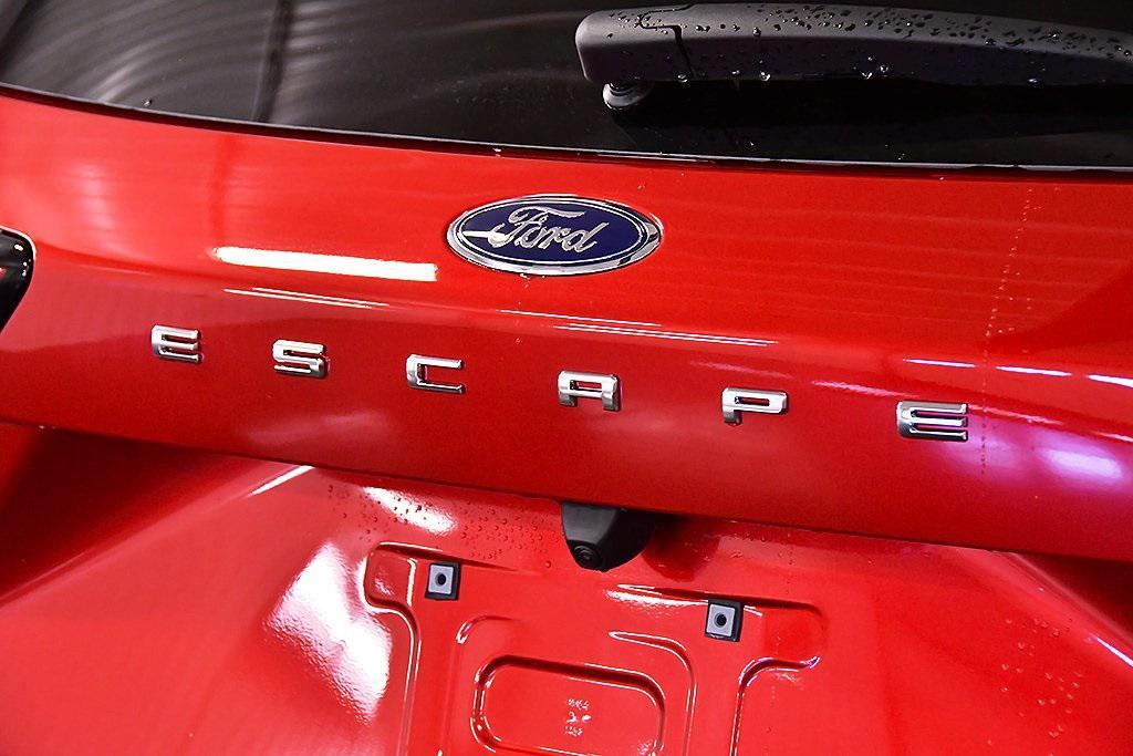 new 2025 Ford Escape car, priced at $29,621