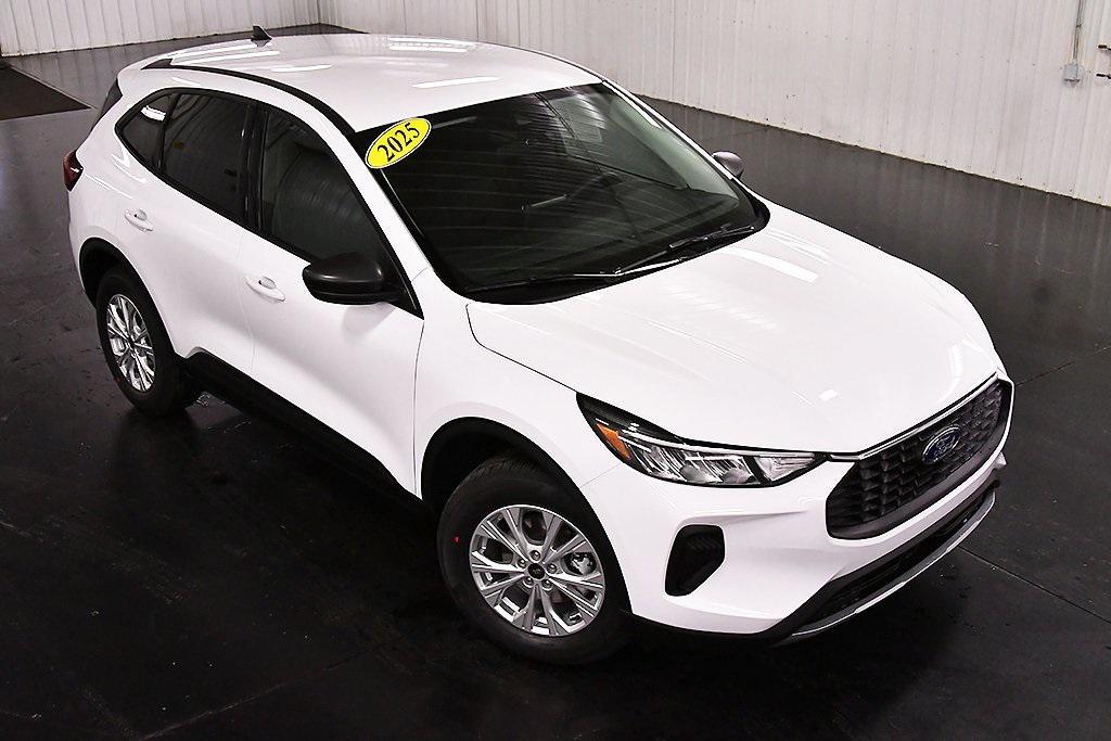 new 2025 Ford Escape car, priced at $27,168