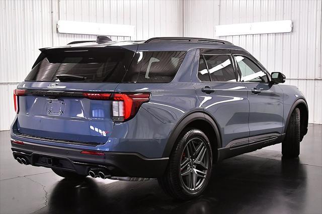 used 2025 Ford Explorer car, priced at $53,999