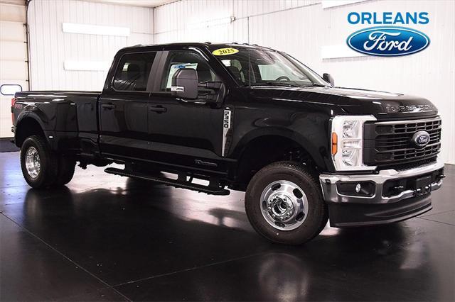 new 2025 Ford F-350 car, priced at $70,425