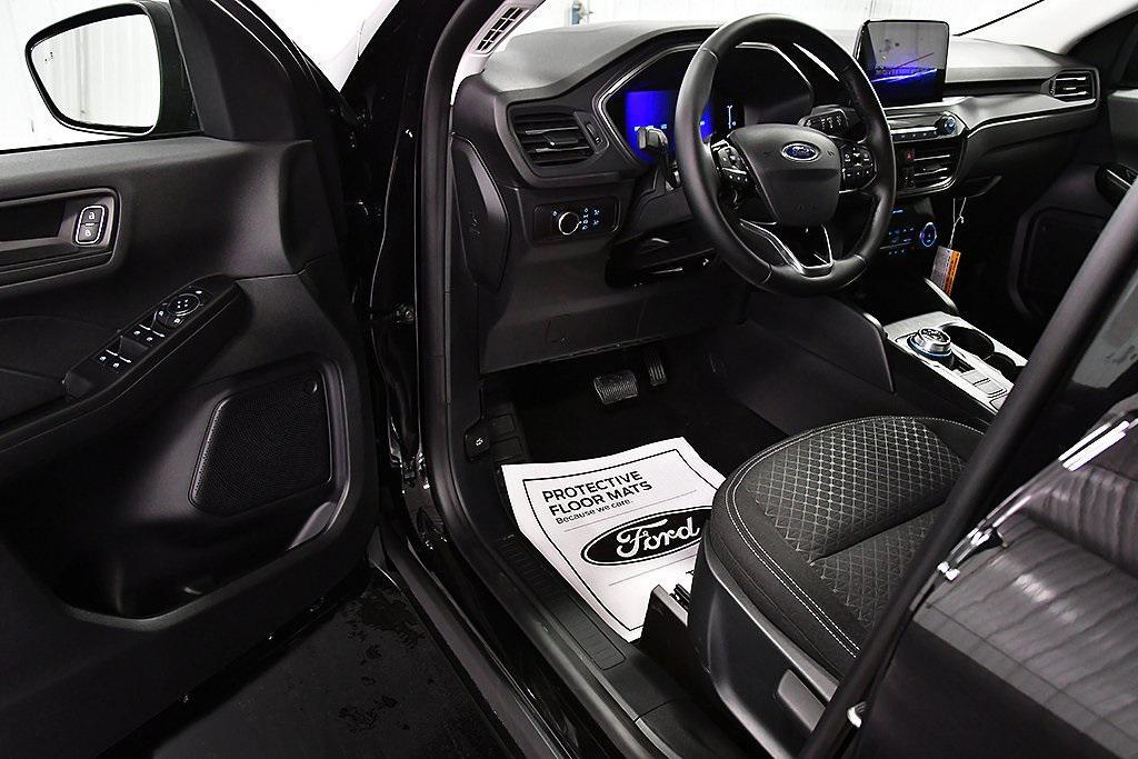 new 2025 Ford Escape car, priced at $27,168