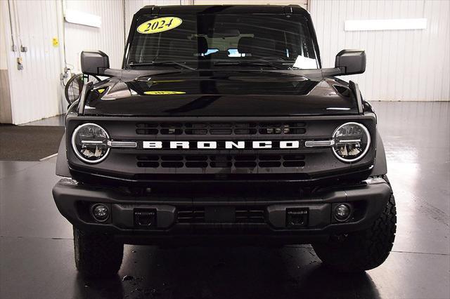 new 2024 Ford Bronco car, priced at $45,592