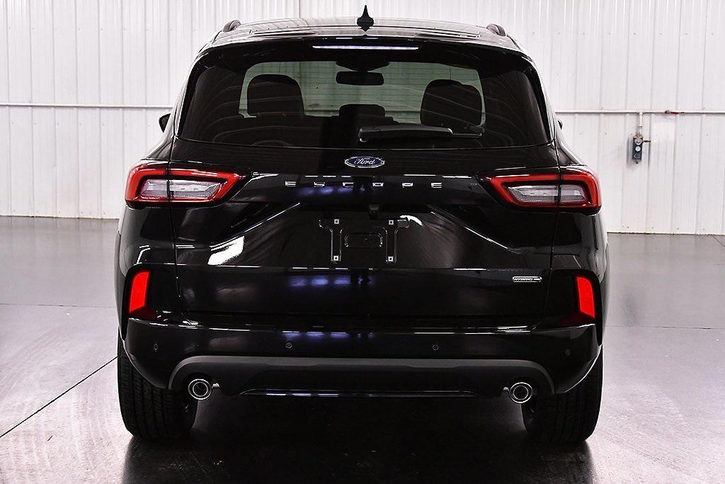 new 2025 Ford Escape car, priced at $36,215