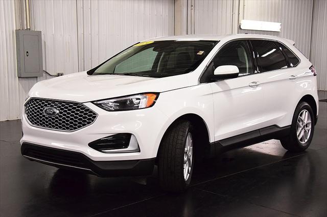 used 2024 Ford Edge car, priced at $32,492