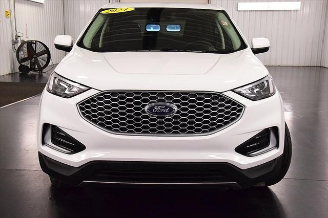 used 2024 Ford Edge car, priced at $32,492