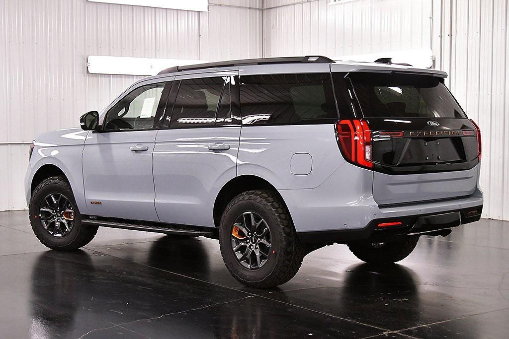 new 2025 Ford Expedition car, priced at $82,130