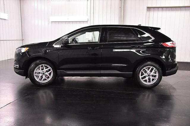 new 2024 Ford Edge car, priced at $37,005