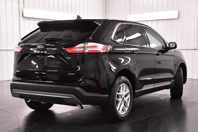 new 2024 Ford Edge car, priced at $37,005