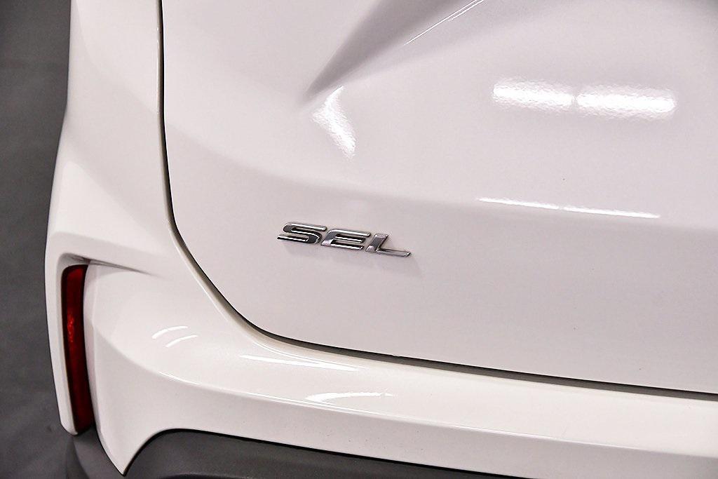 used 2022 Ford Edge car, priced at $25,899