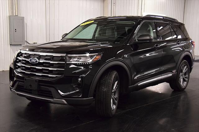 new 2025 Ford Explorer car, priced at $45,651