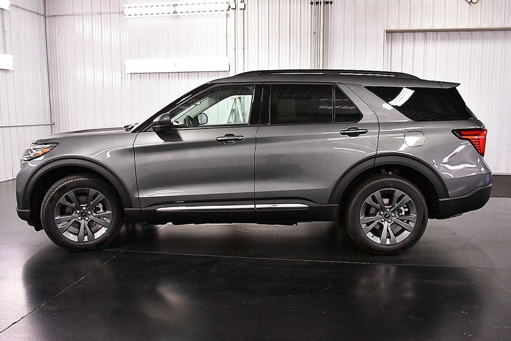 new 2025 Ford Explorer car, priced at $47,330