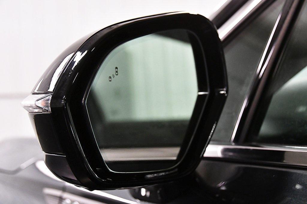 used 2020 Lincoln Corsair car, priced at $25,000