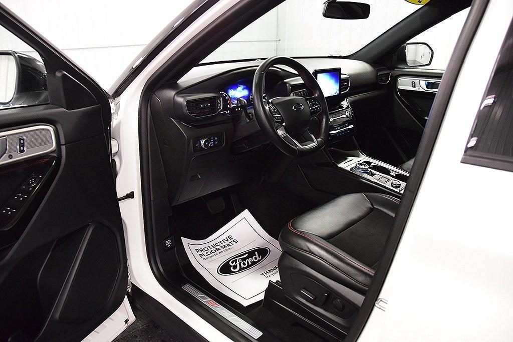 used 2022 Ford Explorer car, priced at $34,000