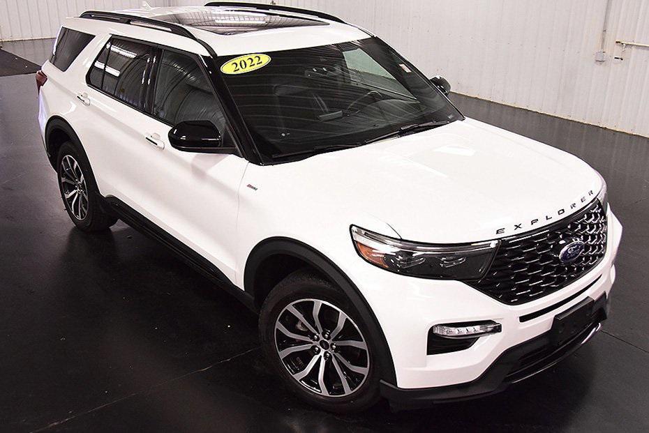 used 2022 Ford Explorer car, priced at $34,000
