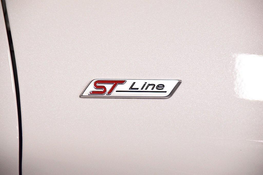 used 2022 Ford Explorer car, priced at $34,000