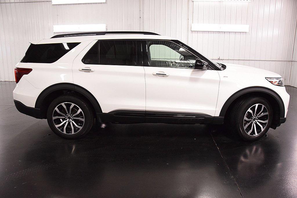 used 2022 Ford Explorer car, priced at $34,000