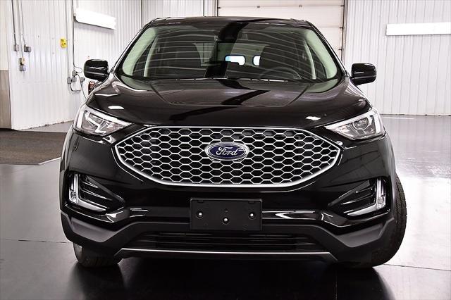 new 2024 Ford Edge car, priced at $35,476