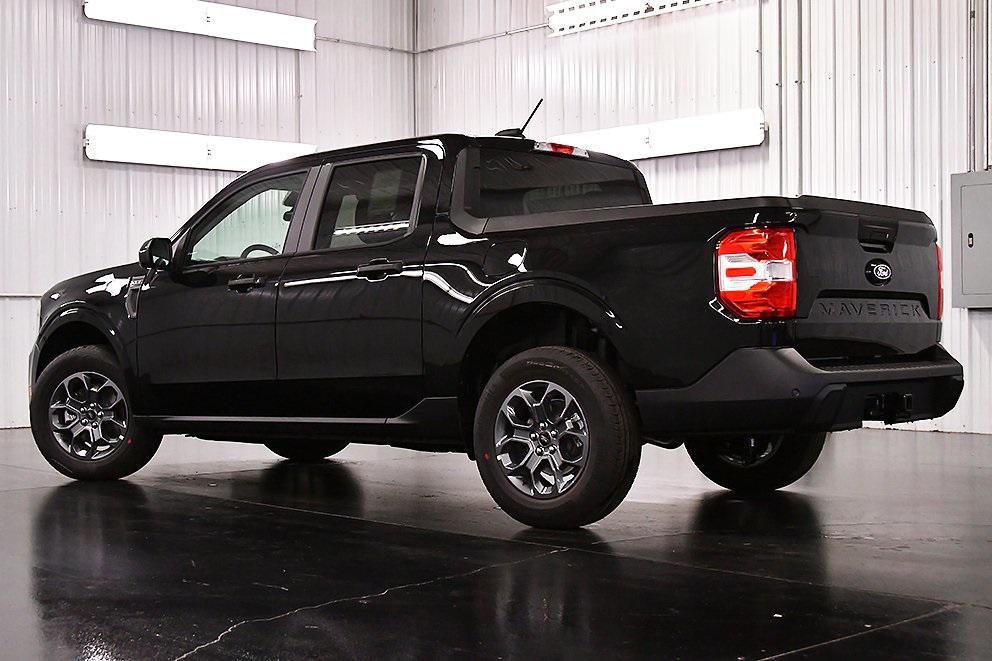 new 2025 Ford Maverick car, priced at $34,626
