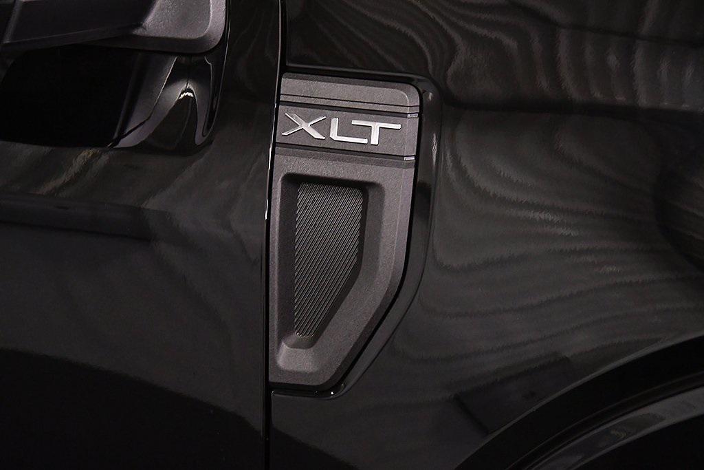 new 2025 Ford Maverick car, priced at $34,626