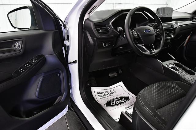 new 2025 Ford Escape car, priced at $30,476