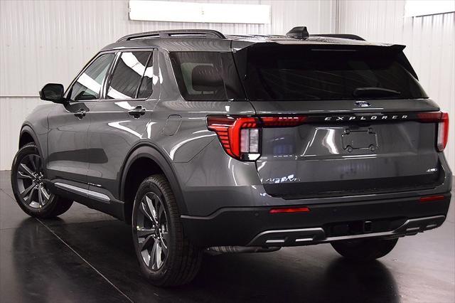 new 2025 Ford Explorer car, priced at $45,651