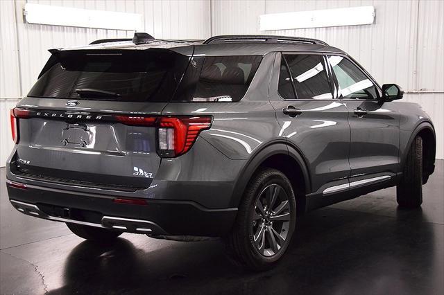 new 2025 Ford Explorer car, priced at $45,651