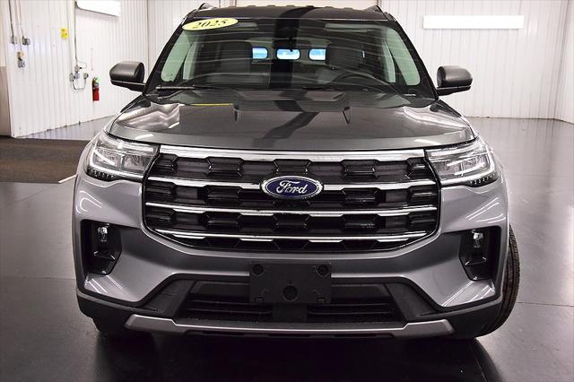 new 2025 Ford Explorer car, priced at $48,105