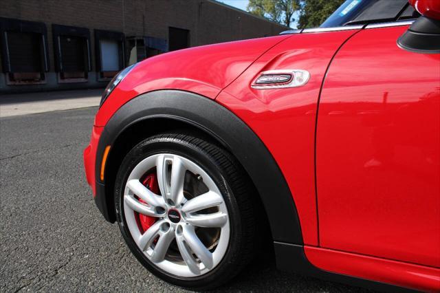 used 2021 MINI Hardtop car, priced at $28,995