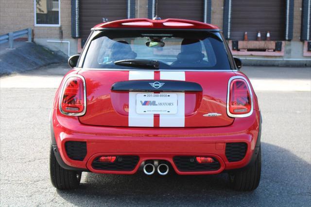 used 2021 MINI Hardtop car, priced at $28,995