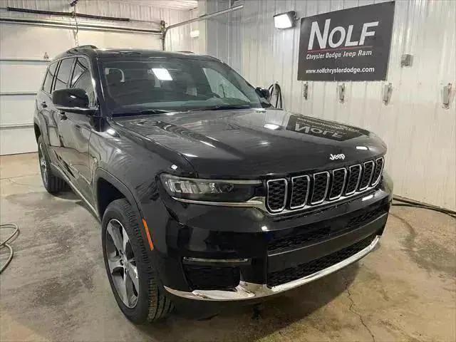 new 2024 Jeep Grand Cherokee L car, priced at $45,420