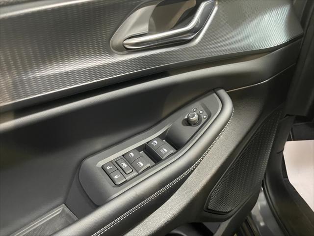 new 2025 Jeep Grand Cherokee car, priced at $39,705
