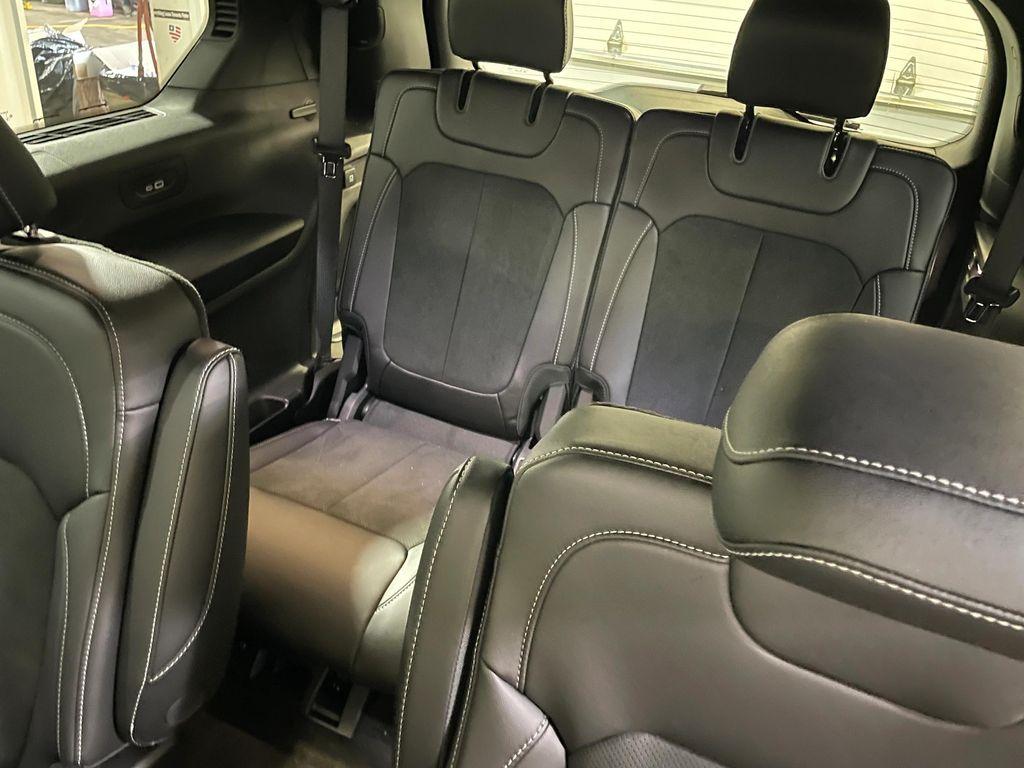 new 2025 Jeep Grand Cherokee L car, priced at $43,375