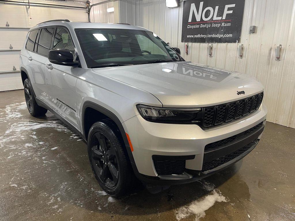 new 2025 Jeep Grand Cherokee L car, priced at $43,375