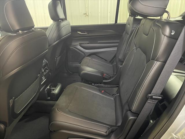 new 2025 Jeep Grand Cherokee L car, priced at $42,717