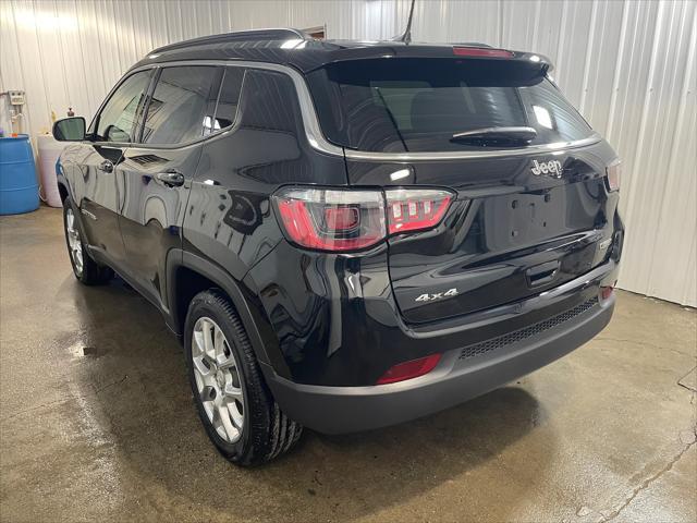 new 2024 Jeep Compass car, priced at $28,795