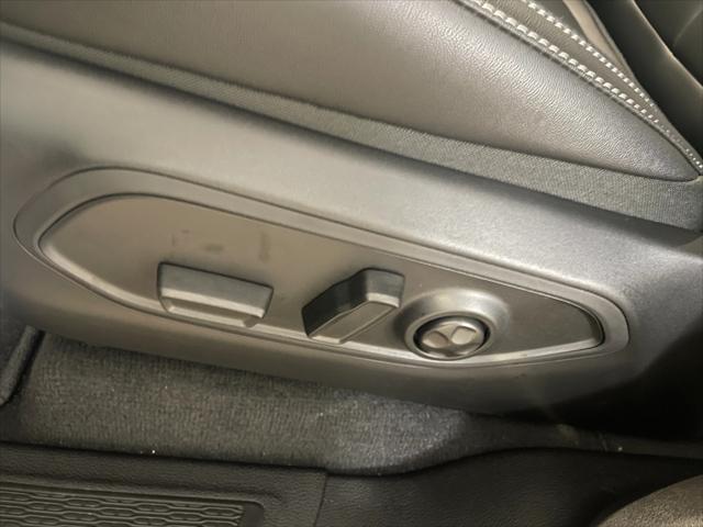new 2025 Jeep Grand Cherokee car, priced at $40,217