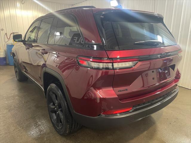 new 2024 Jeep Grand Cherokee car, priced at $45,283