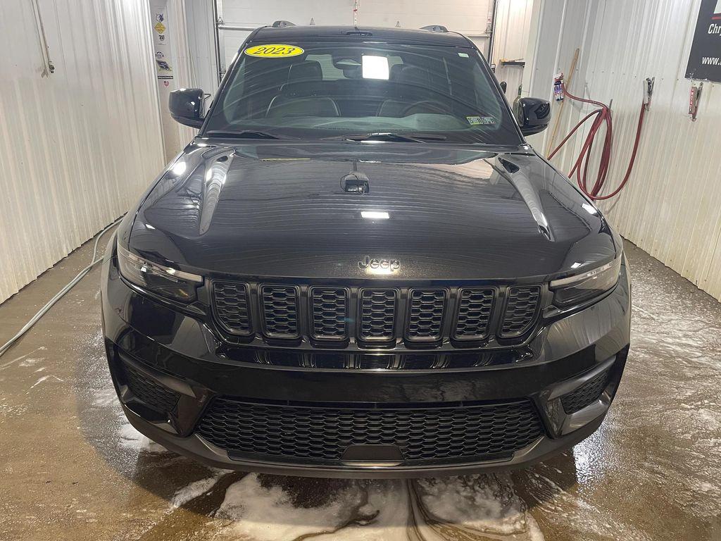 used 2023 Jeep Grand Cherokee car, priced at $35,498