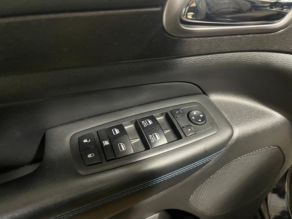 used 2018 Jeep Grand Cherokee car, priced at $18,498
